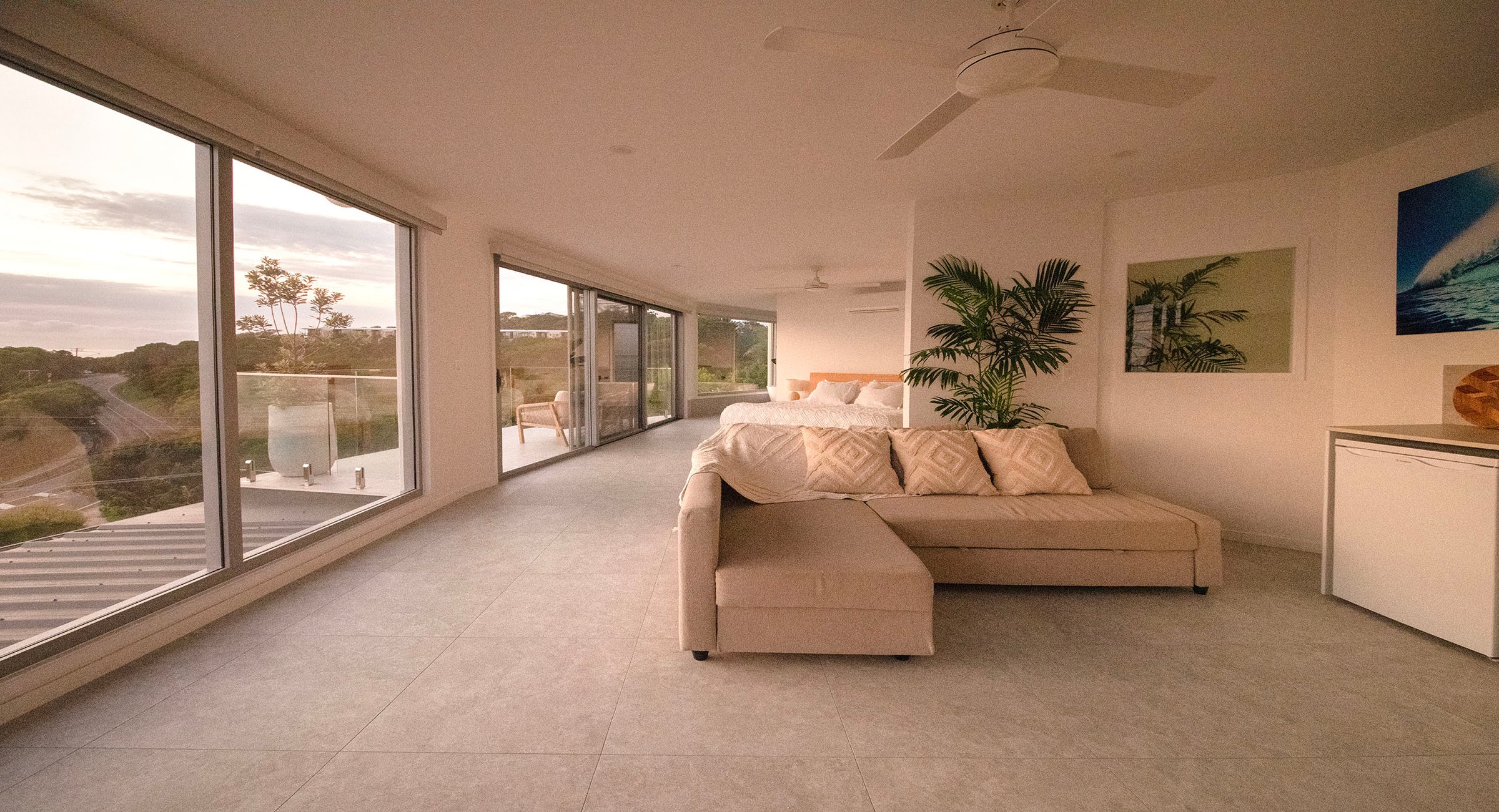 Curated visual reference: Romantic Beachfront Retreat At The Bays Coolum Beach Qld Photo Inspiration